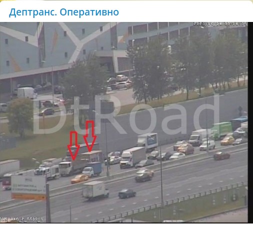 НА МКАД у Щелковского шоссе столкнулись два грузовика