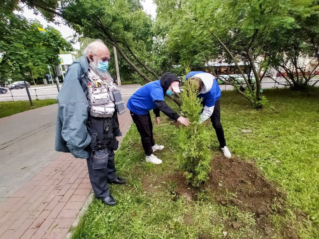 Анатолий Вассерман принял участие в акции «Сад памяти»