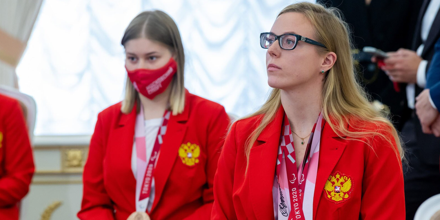 Пловчиха из района Соколиная Гора привезла из Токио четыре медали
