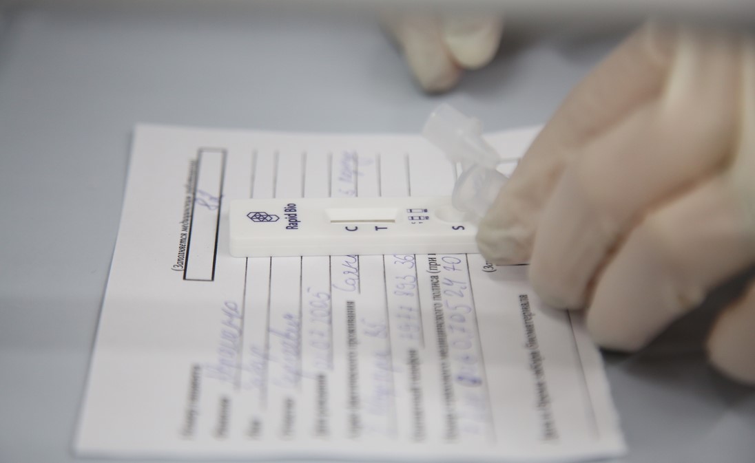 В ВАО теперь работает шесть точек для сдачи экспресс-теста на коронавирус