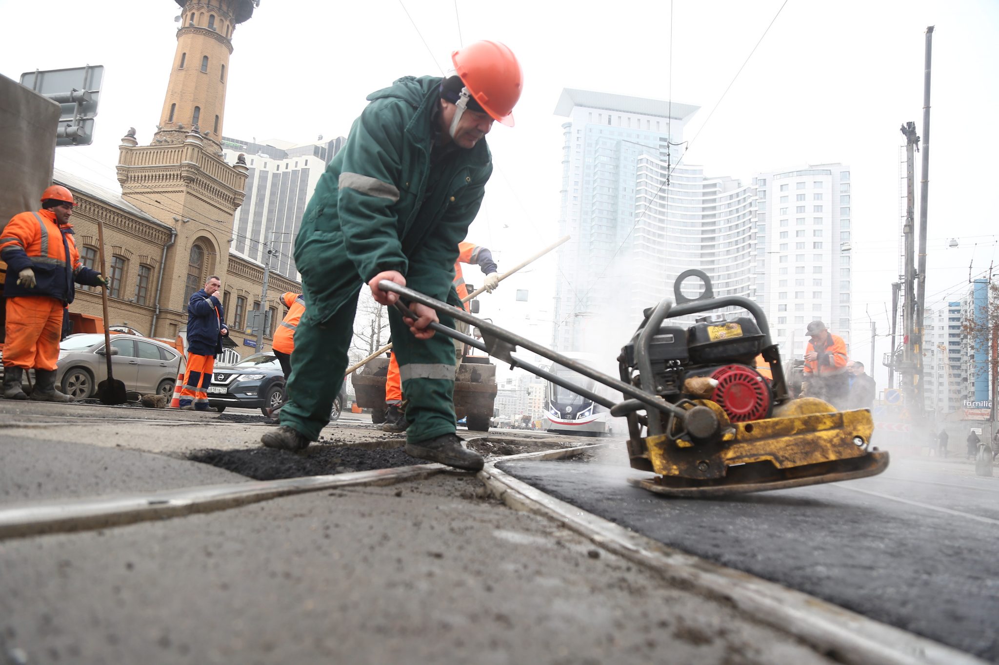 В ВАО капитально отремонтировали 68 дорог и тротуаров