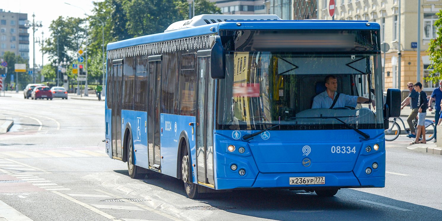 На востоке столицы с 1 ноября меняется расписание автобусов до кладбищ
