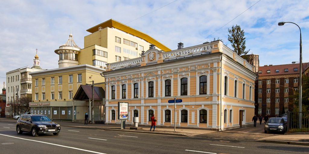 Собянин: В 2022 году в Москве отреставрировали 15 жилых домов – памятников архитектуры