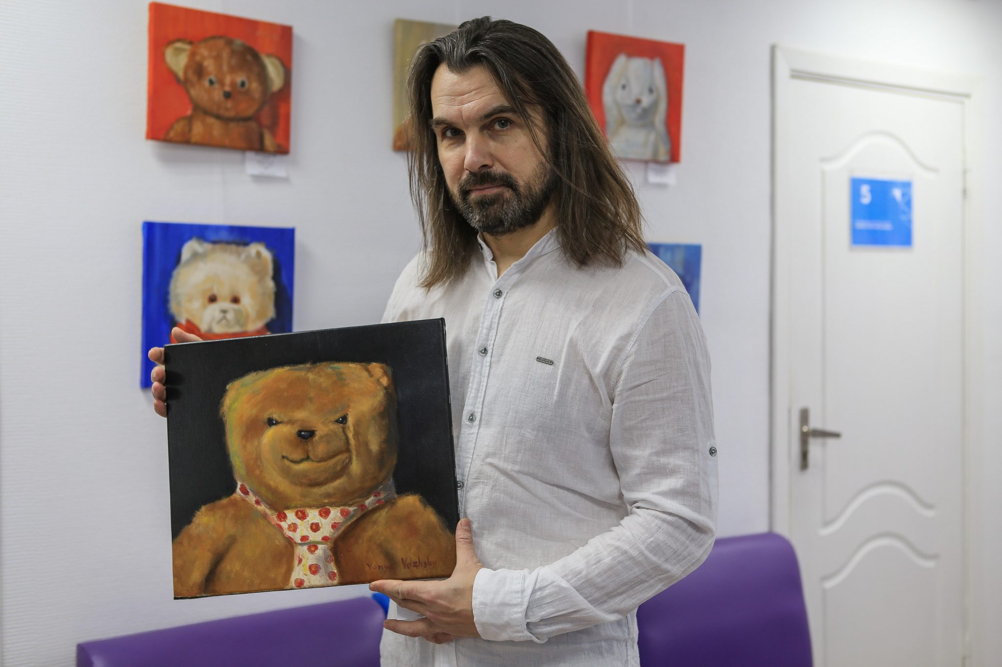 На Городецкой открылась выставка «плюшевого реализма»
