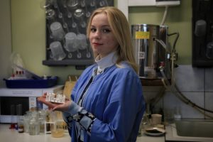 Разработка школьницы из Ивановского поможет определить подлинность картин