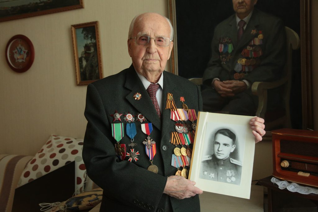 Одним из первых вошёл в Освенцим: Иван Мартынушкин из ВАО поделился воспоминаниями о войне