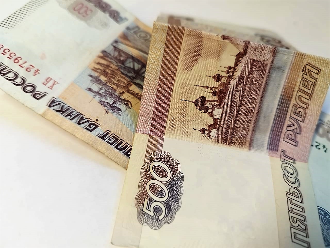 Пять советов родителям о том, как научить ребёнка пользоваться деньгами