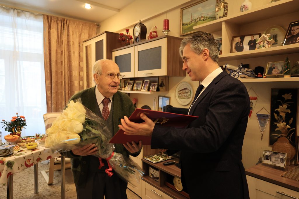 Освободитель Освенцима из Восточного Измайлова отметил 100-летний юбилей