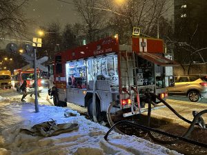 Крупный пожар произошел ночью в Соколиной Горе