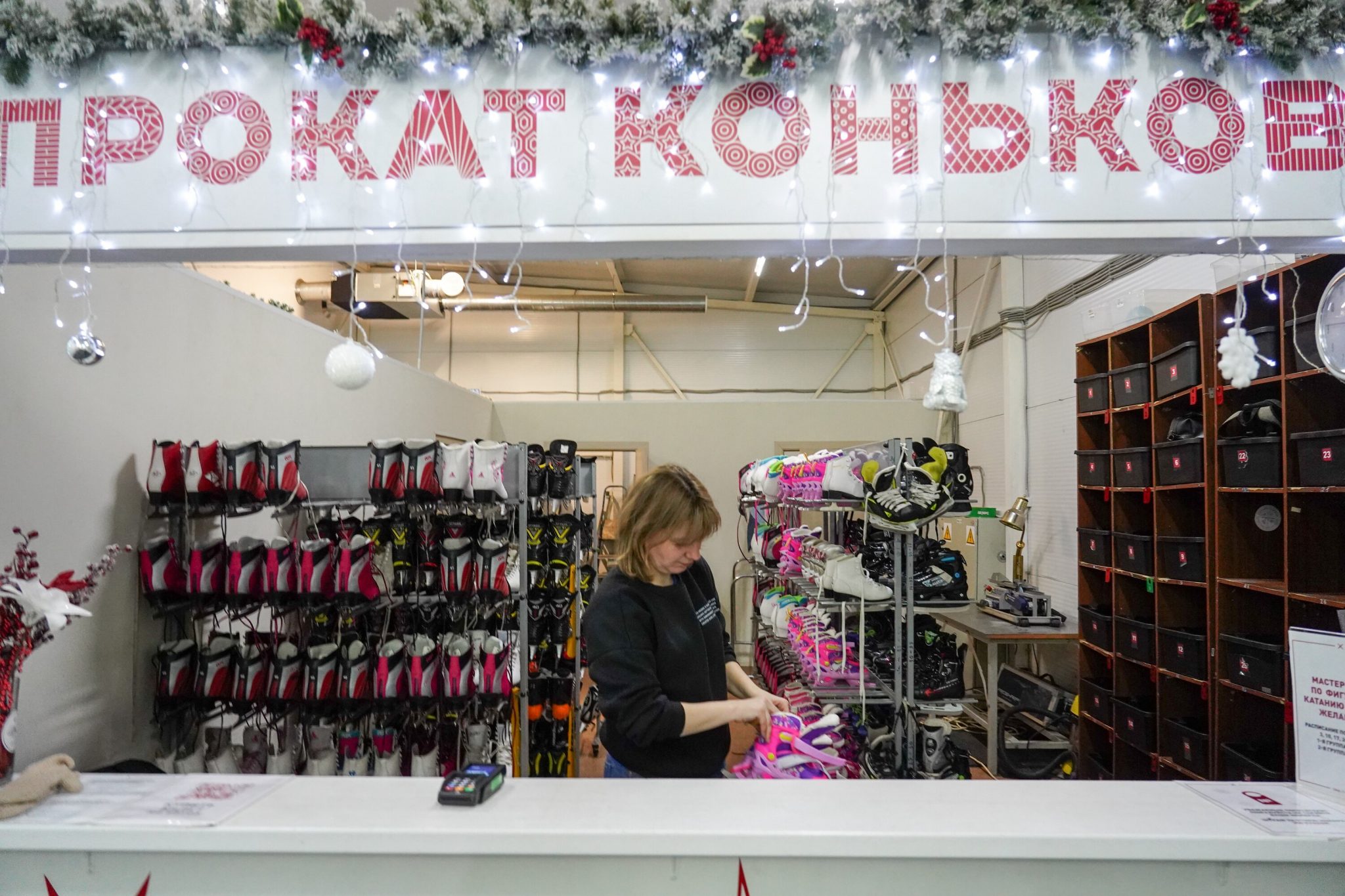 На фестивальных площадках в ВАО катки будут работать до конца зимы