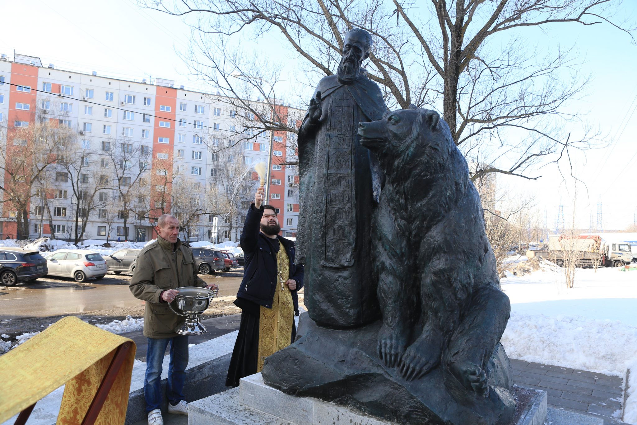 В Гольянове освятили памятник Сергию Радонежскому | Восточный Округ