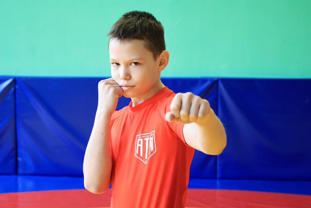 Школьник из Богородского стал чемпионом России по панкратиону