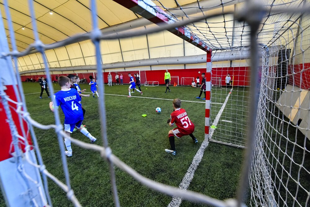 В Москве стартует футбольный турнир дворовых команд «Кожаный мяч»