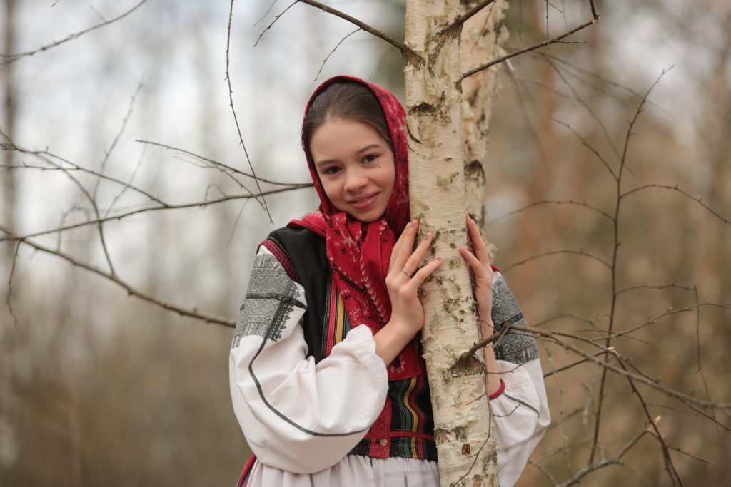 Шестиклассница из ВАО на престижном конкурсе поразила жюри белгородскими частушками