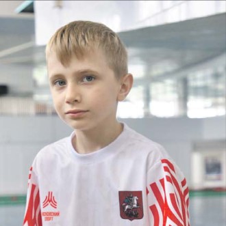 Третьеклассник из Новогиреева победил на первенстве Москвы по прыжкам в воду