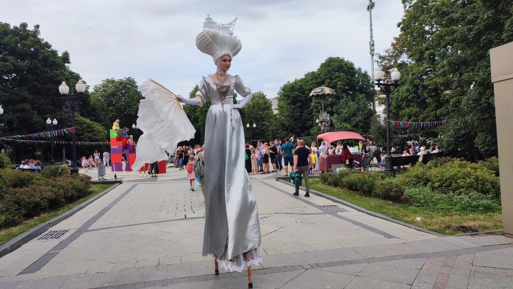 Фестиваль городских развлечений «Лето в Москве. Все на улицу!» продолжается