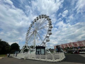 В Вешняках начало работать новое бесплатное колесо обозрения