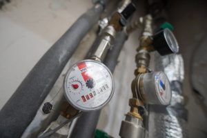 После жалобы в квартире дома на Семёновском Валу заменили трубы ГВС   