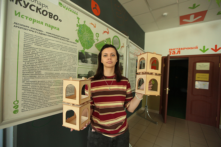 В Кускове стартовала акция по сбору корма для птиц на зиму